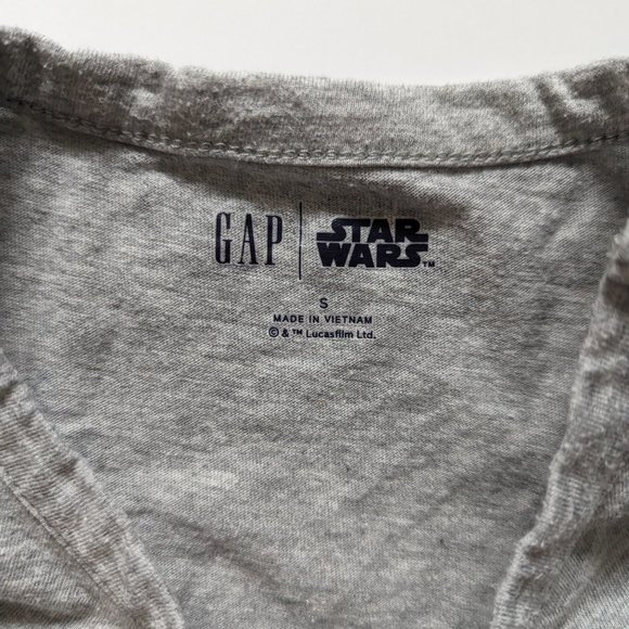 Gap Star Wars Tee GUC - Picture 4 of 6